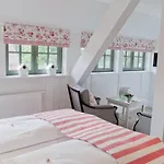 Toepferhof Bei Travemuende 4*