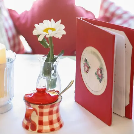 فندق Toepferhof Bei Travemuende 4*